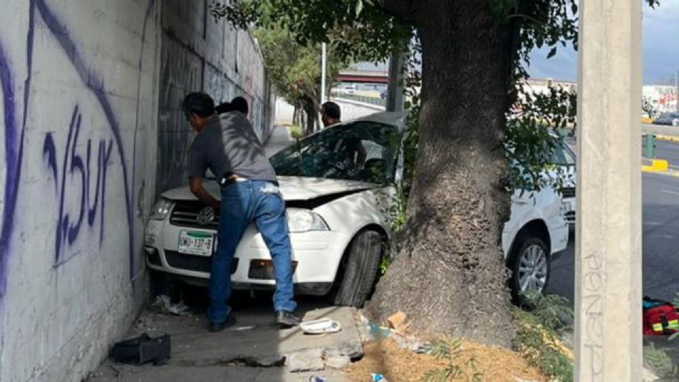 Accidente de auto en Monterrey.