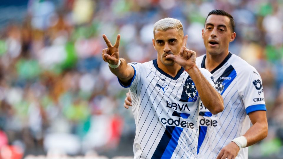 Germán Berterame celebra una de sus tres anotaciones ante Seattle Sounders