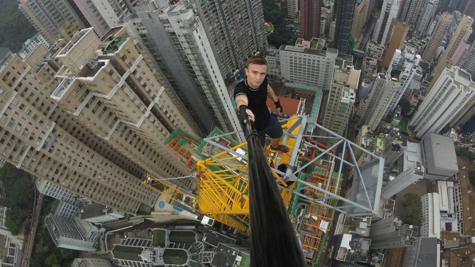 Joven francés muere tras caer de edificio de 68 pisos | Facebook / Remi Enigma