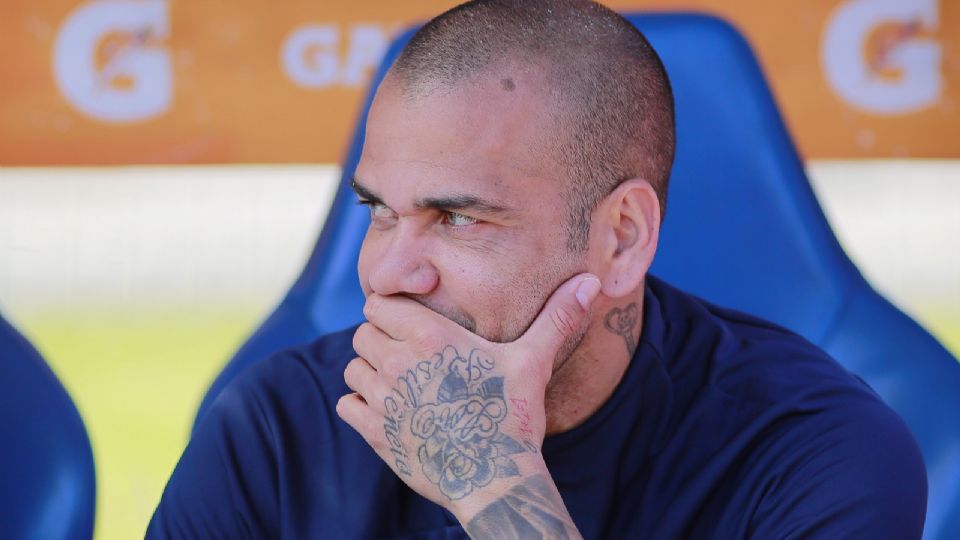 El brasileño Dani Alves será procesado por abuso sexual en Barcelona y se le impondrá una fianza de 150 mil euros como compensación a la víctima