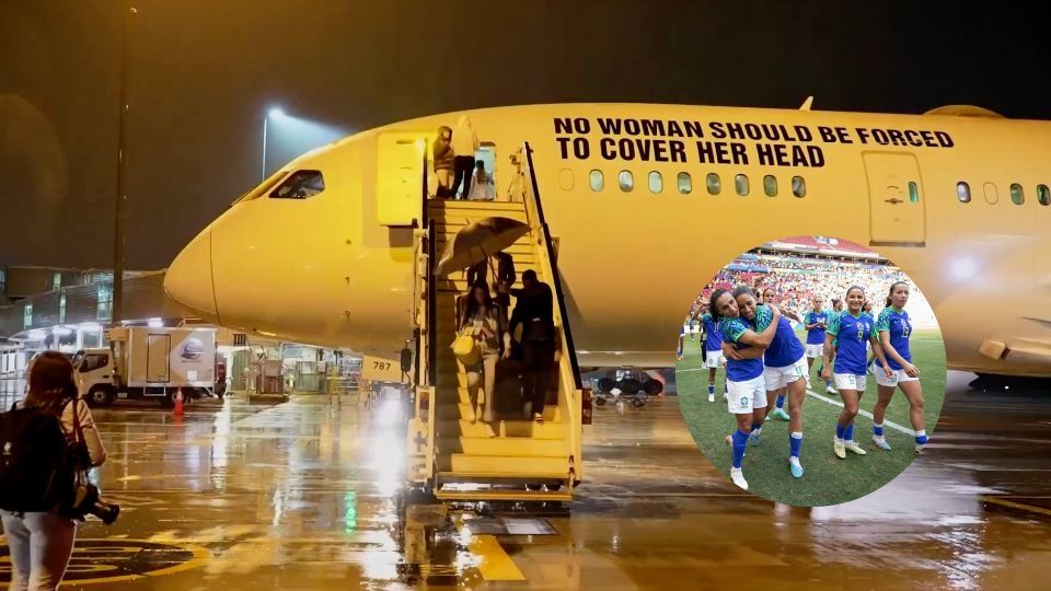 La Selección Brasileña Femenil llegó a Australia con un avión con mensajes de apoyo a las protestas en Irán