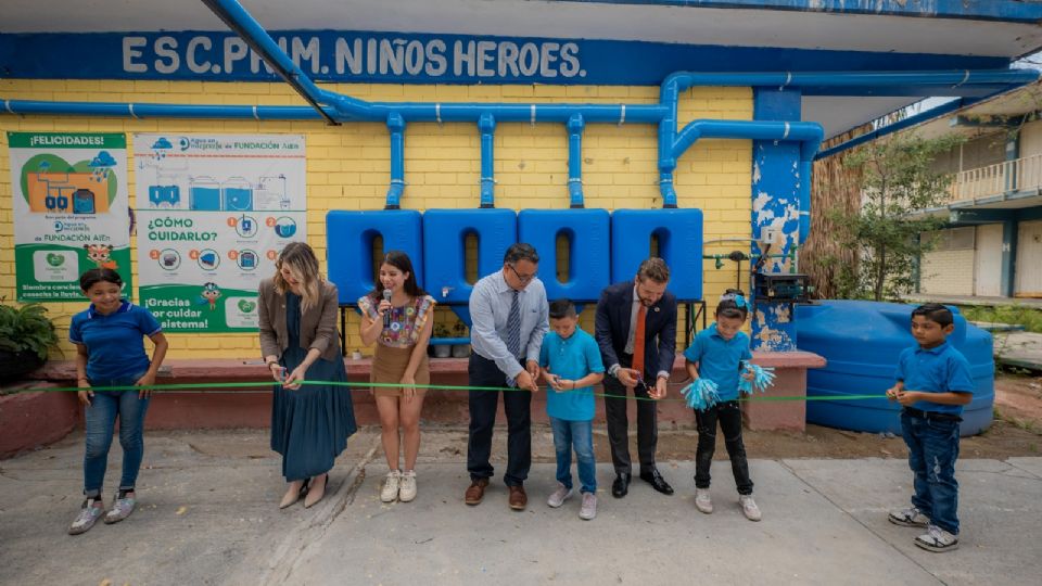 La escuela primaria 'Niños Héroes' fue beneficiada con un nuevo sistema pluvial.