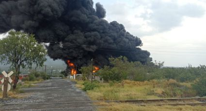 Se incendia recicladora en carretera Monterrey – Monclova