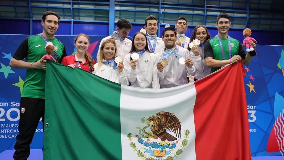 México arrasa con cinco medallas en cierre de bádminton en San Salvador 2023. Se lograron cuatro oros y una plata en las últimas cinco finales; nuestro país finaliza como líder del medallero general de la disciplina con siete metales.