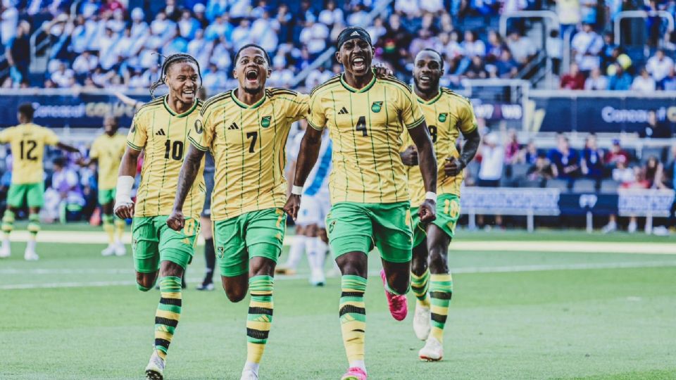 Jamaica celebra su anotación frente a Guatemala en los Cuartos de Final de la Copa Oro