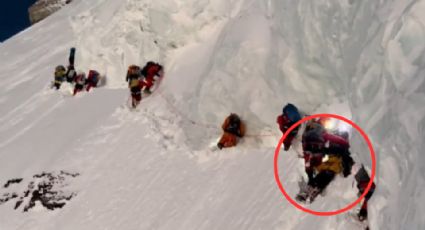 Muere alpinista en el Himalaya; critican a compañeros por ignorarlo