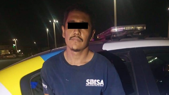 Detienen a hombre por grabar a mujer en el baño de una tienda en Monterrey
