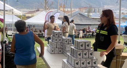 Arca Continental y San Pedro entregan 2 mil regaderas ecológicas en Monterrey