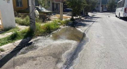 Denuncian fuga de agua potable en García