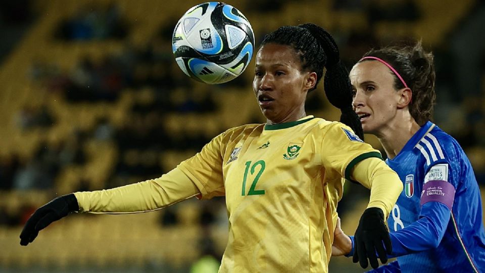 Jermaine Seoposenwe avanzó a Octavos de Final del Mundial Femenil con Sudáfrica