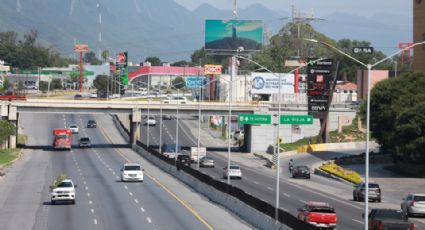 Monterrey adquiere terreno para construcción de puente peatonal en Carretera Nacional