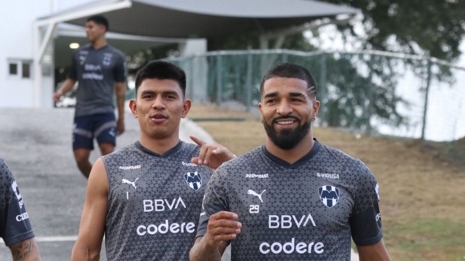 Cuando se pensaba que Rodrigo Aguirre podría regresar a las canchas ante Cruz Azul el domingo, el charrúa no pudo terminar la primera practica de la semana del equipo albiazul.