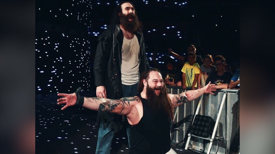 Luke Harper y Bray Wyatt, luchadores fallecidos | Twitter / @AbhishekPW