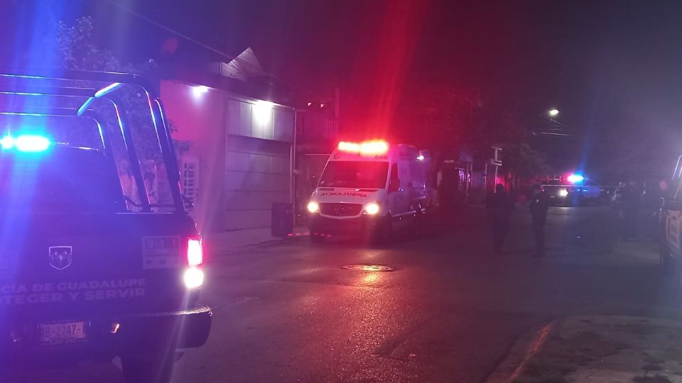 Ambulancias y autoridades en el sitio.