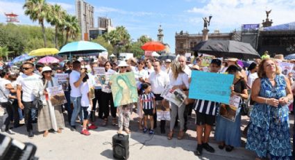 Si entregan libros, presentaremos demanda por corrupción de menores: Frente Nuevo León