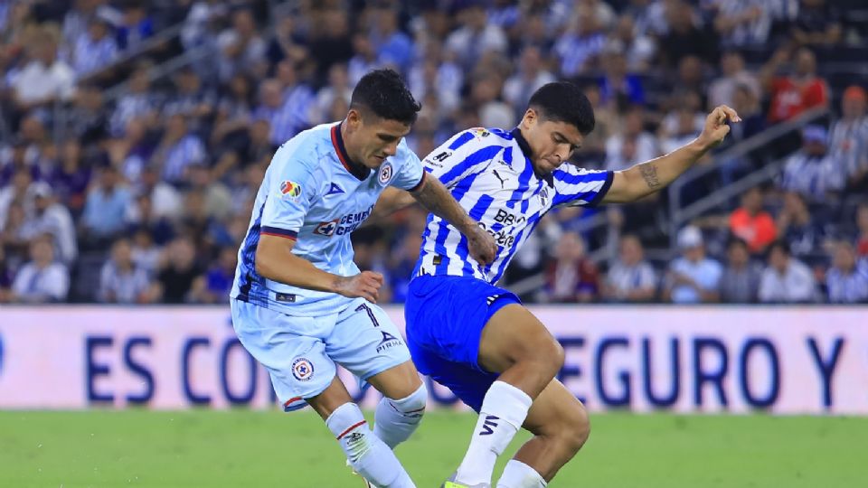 Rayados perdió 2-1 ante Cruz Azul en el que fue su partido de regreso al Estadio BBVA, tras un mes sin jugar en casa