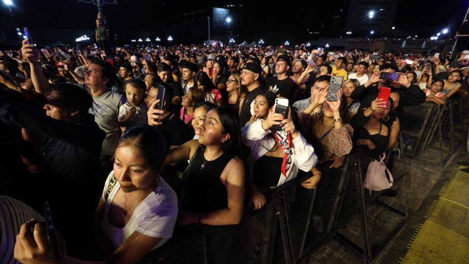 Regios disfrutando de la quinta edición del Macrofest.