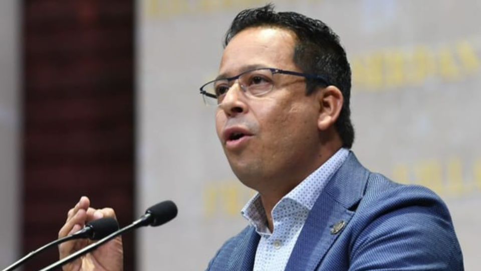 Héctor Castillo Olivares, diputado panista federal.