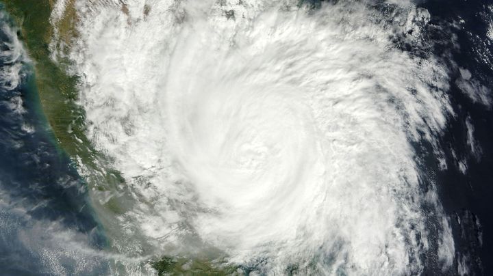 Pronostican que tormenta 'Idalia' se convierta en huracán categoría 1