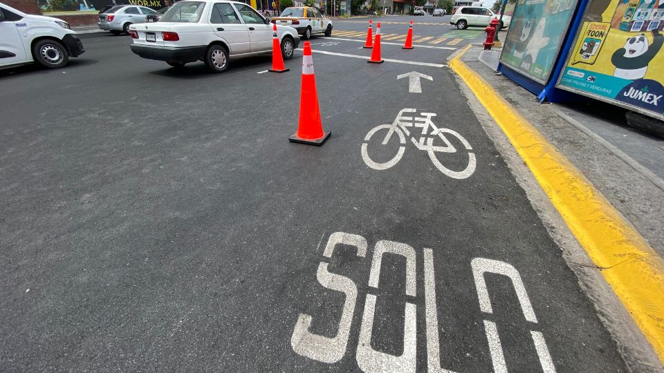 En 2020, el municipio de Monterrey habilitó una prueba de ciclovía en la avenida  Cuauhtémoc, en el centro de la ciudad.