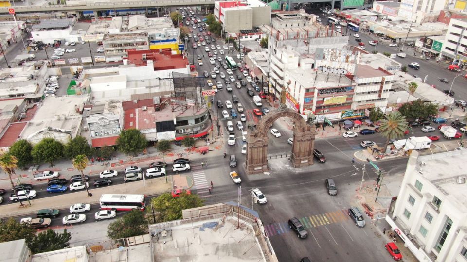 Tráfico en las inmediaciones de avenida Madero.