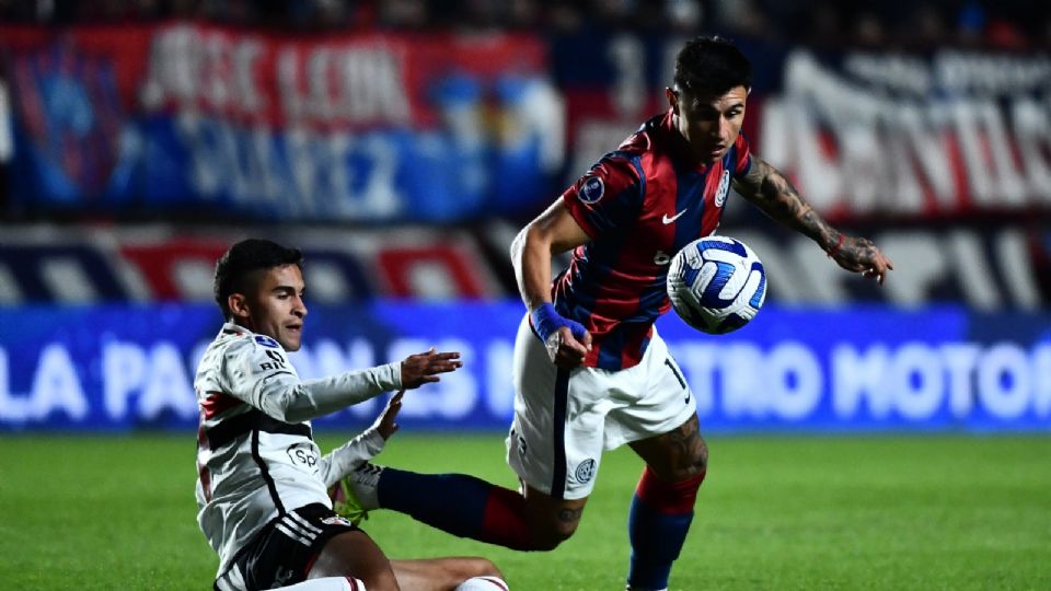 Adam Bareiro anotó el único gol del encuentro entre San Lorenzo y Sao Paulo