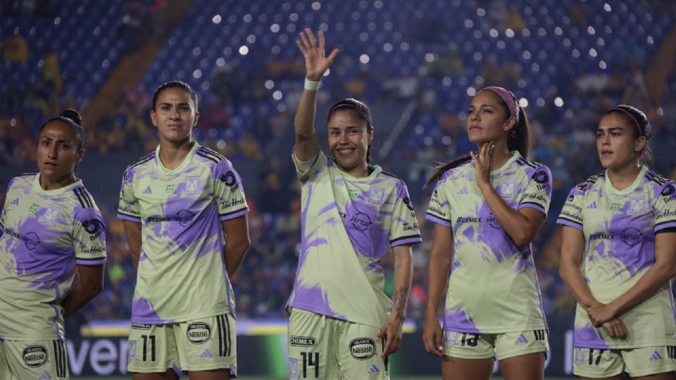 El club felino, el equipo más ganador de México, enfrenta esta noche al Barcelona, campeonas vigentes de la Champions League.