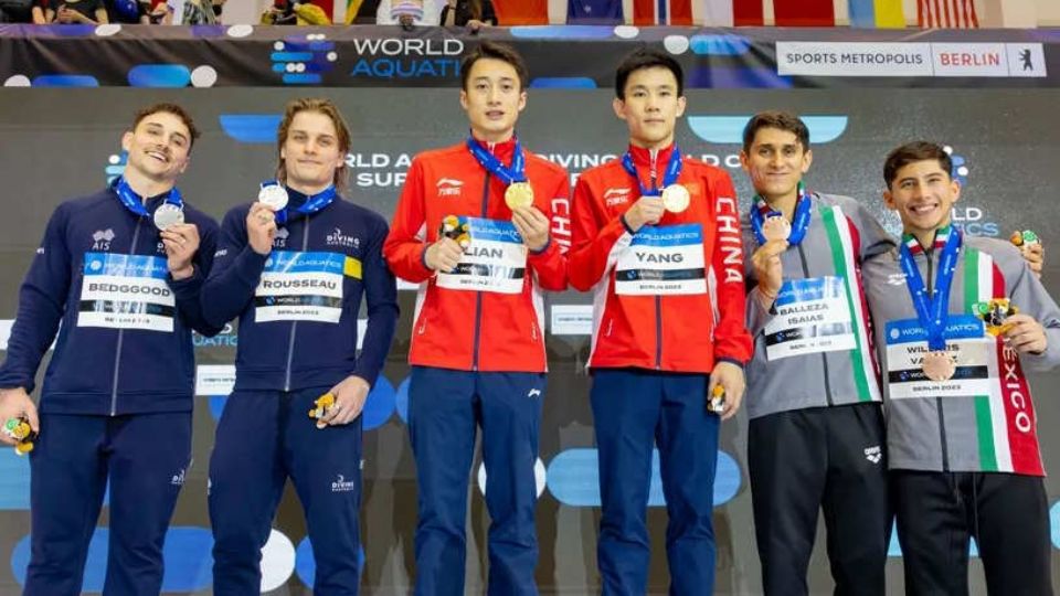 El regio Diego Balleza y el representante de Nuevo León, Randal Willars, ganaron la medalla de bronce en la Súper Final de Copa del Mundo de Clavados en Berlín.