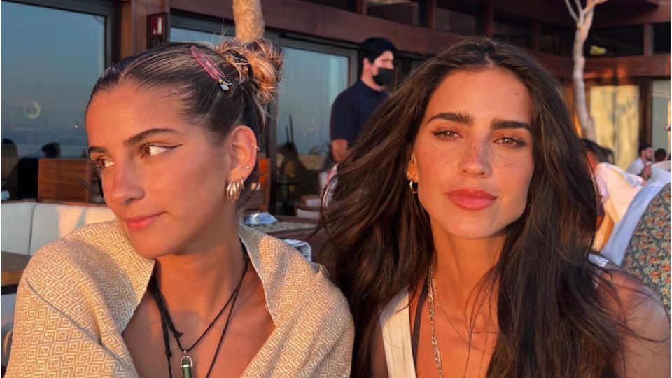 Bárbara de Regil junto a su hija Mar