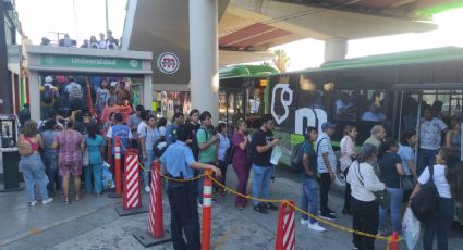 Sube Metro a 7 pesos en Monterrey, con servicio deficiente