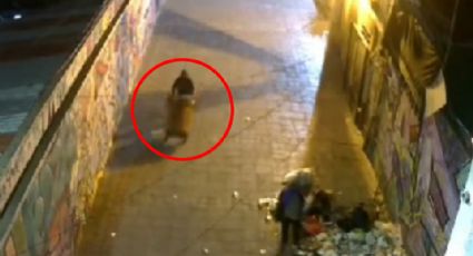 Video: Abandonan cuerpo de hombre en contenedor de basura