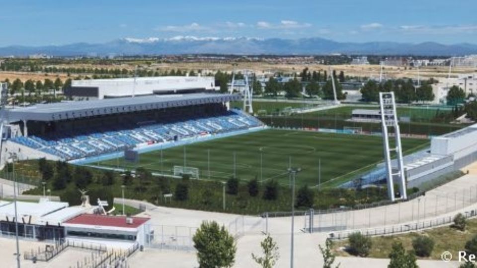 El Estadio Alfredo Di Stefano, en la ciudad deportiva del Real Madrid, el hogar del equipo femenil y de las inferiores del club