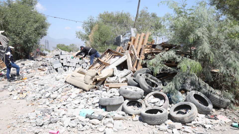 Basura río pesquería