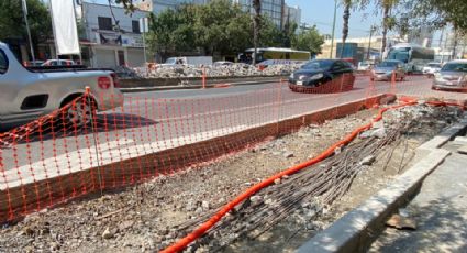 Continúan trabajos de ampliación de banquetas en la avenida Francisco I. Madero