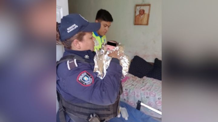 Mamá no alcanza a llegar al hospital y tiene a su bebé en su casa, en Guadalupe