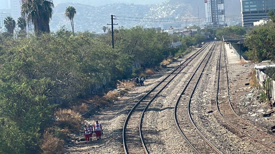 Cuerpos encontrados en las vías del tren en Monterrey