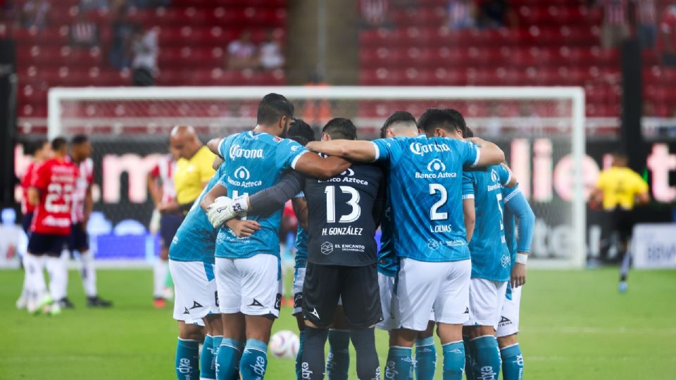 Mazatlán derrotó a Chivas en el Estadio Akron en partido de la Jornada 11, pero alineó a Joaquín Esquivel jugador que tuvo que haber estado suspendido por acumulación de tarjetas.