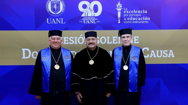 Concede UANL Honoris Causa a Julio Frenk y Víctor Villalobos