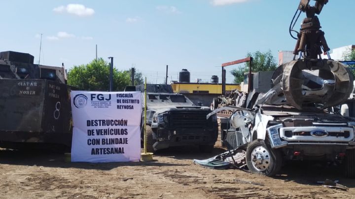 Destruyen 10 vehículos blindados utilizados durante enfrentamientos en Tamaulipas