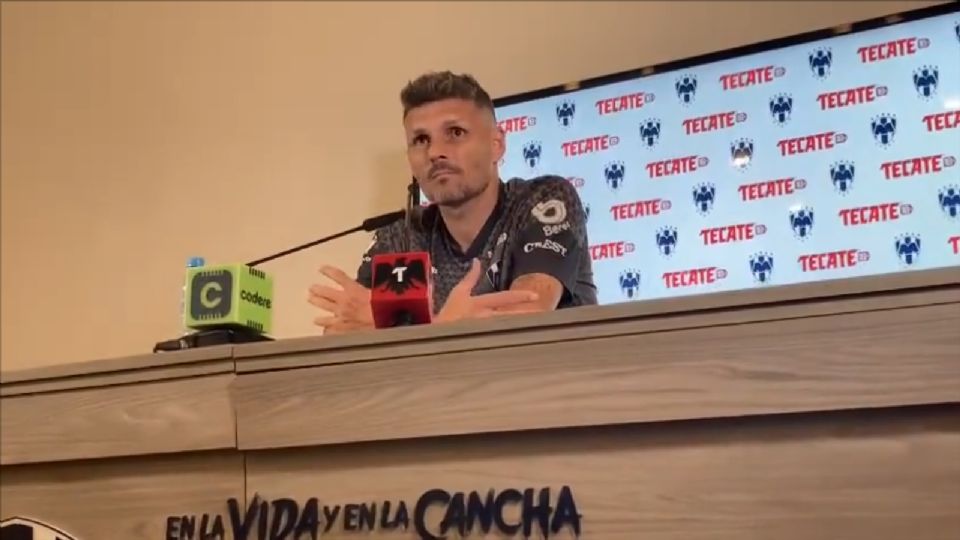 Fernando Ortiz, en conferencia previa al partido programado del sábado en el Estadio BBVA ante Santos Laguna.