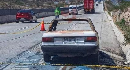 Hallan cadáver encajuelado y calcinado en autopista Monterrey - Saltillo