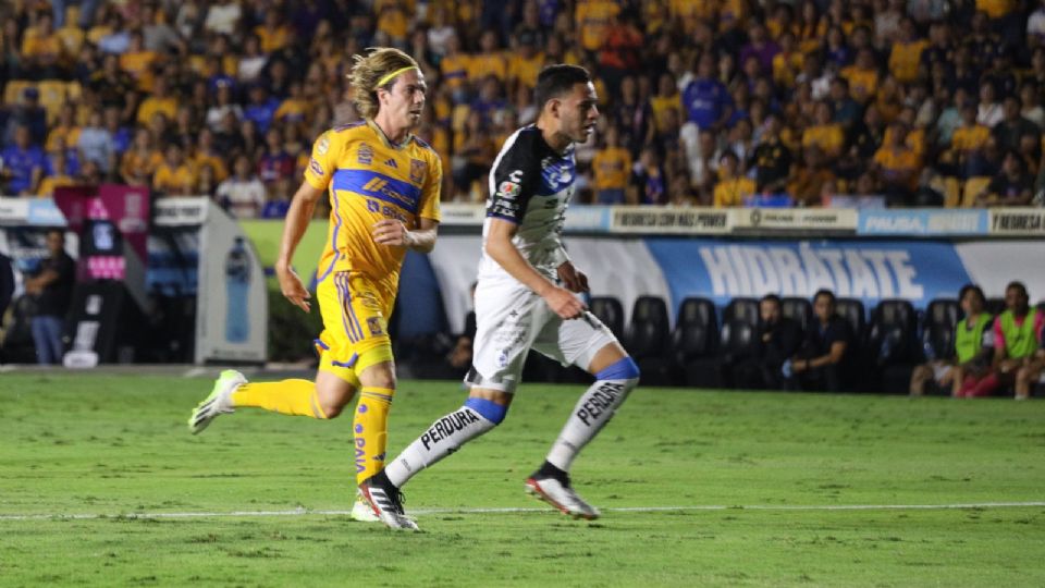 El jugador de Tigres no acudirá a la convocatoria de la Selección Mexicana luego del golpe sufrido y por el que salió de cambio en el duelo ante Querétaro.