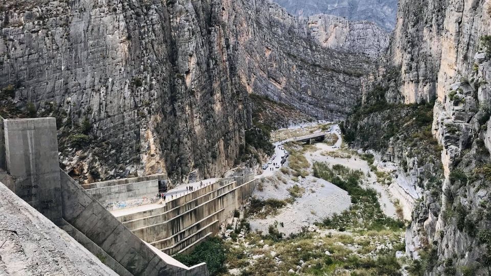 Actual presa Rompe Picos en Santa Catarina.