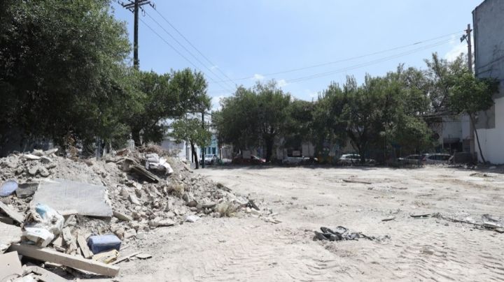 Estado suspende y limpia lotes baldíos en Monterrey
