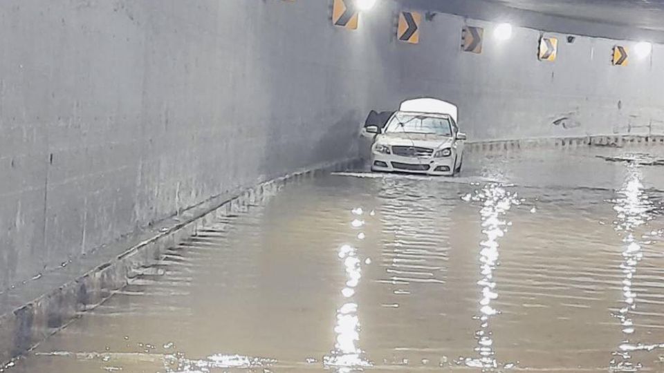 Mueren dos en inundaciones en Guadalajara