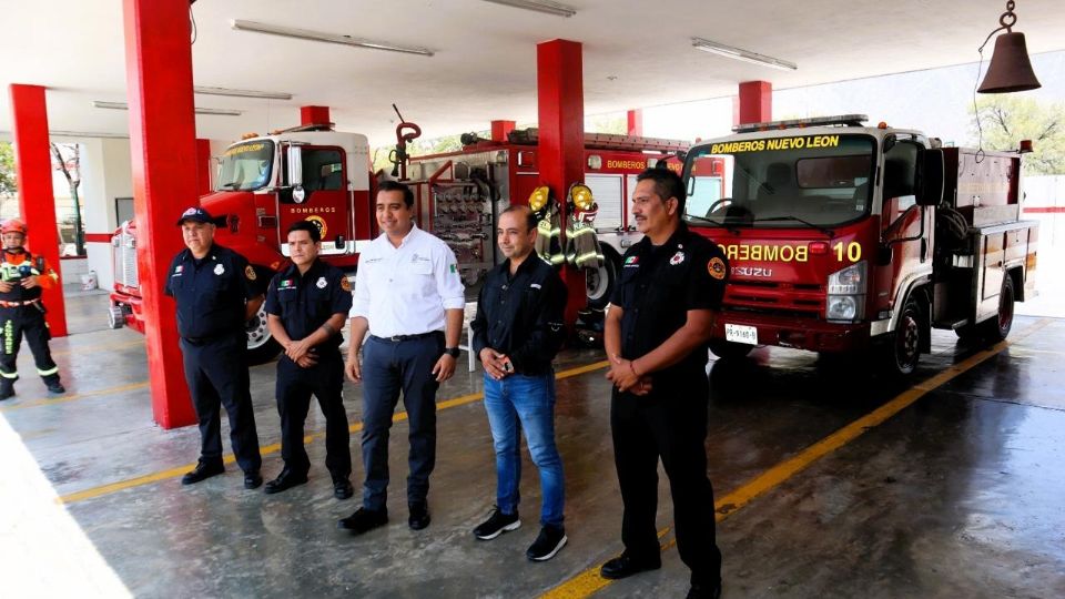 Reabre Santa Catarina estación de bomberos