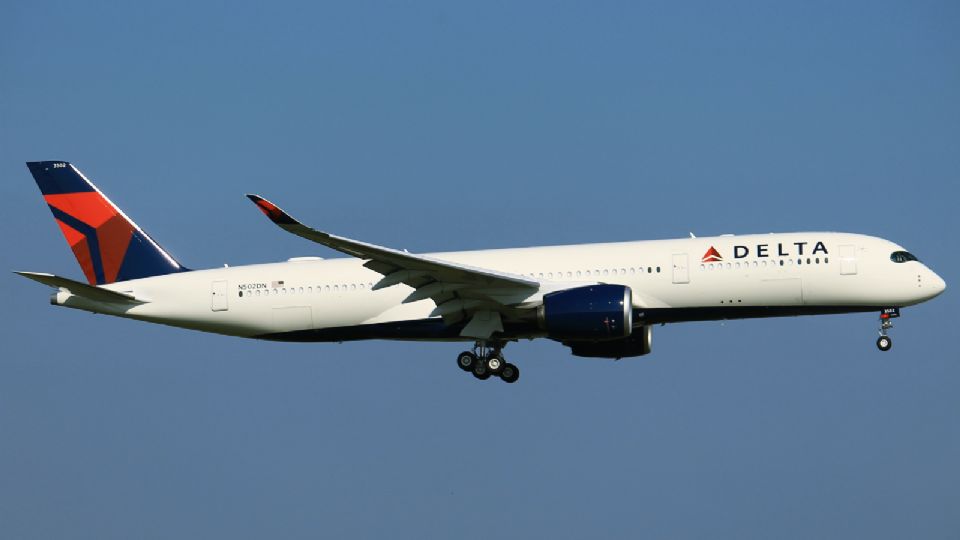 Avión Delta.