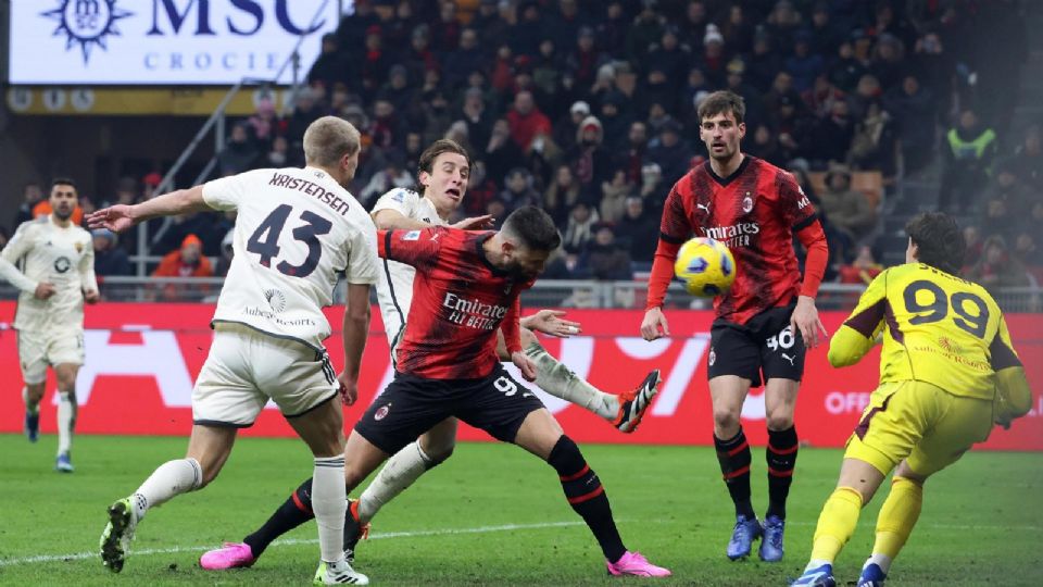 Los Rossonero se mantienen en la lucha de puestos Champions en el tercer lugar con 24 puntos, mientras que la ‘loba’ se aleja del sueño europeo en la novena plaza de la tabla.