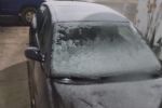 Frío Nuevo León: ¿Cómo quitar el hielo del parabrisas de tu vehículo?