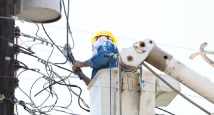 Frío deja sin luz a más de 46 mil personas en NL; CFE restablece el servicio